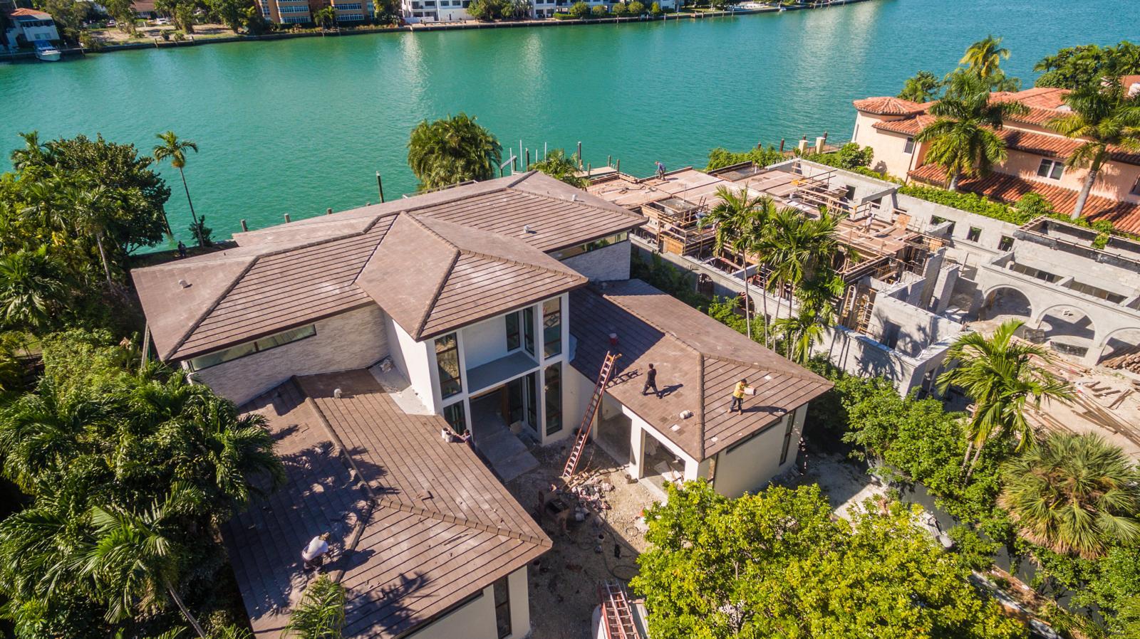 Waterfront luxury home construction by OD Construction Group Corp, licensed general contractor in South Florida